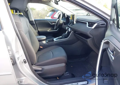 2024 Toyota Rav4 Xle из США, поврежденный, VIN 2T3RWRFV9RW232599